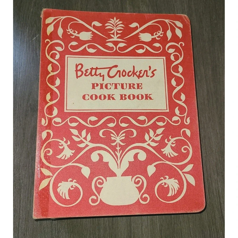 Vintage Betty Crocker Picture Cook Book Ring Binder Mid-Century Recipes